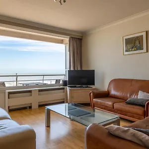 Modern Family With Amazing Seaview T99 , Oostende België