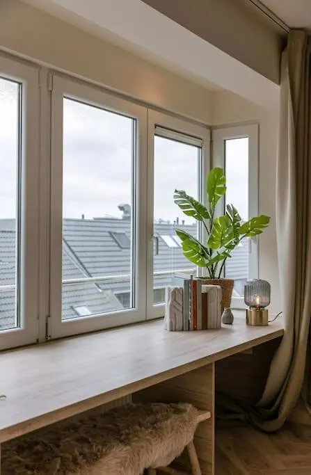 Juan - Stijlvol Appartement Met Uitzicht Op De Kaai Oostende